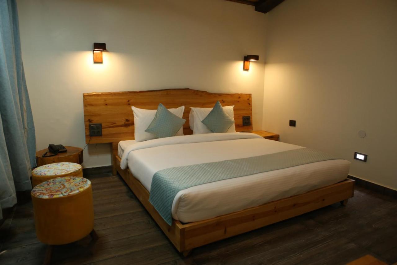 Granny'S Den Resort Rājpur エクステリア 写真